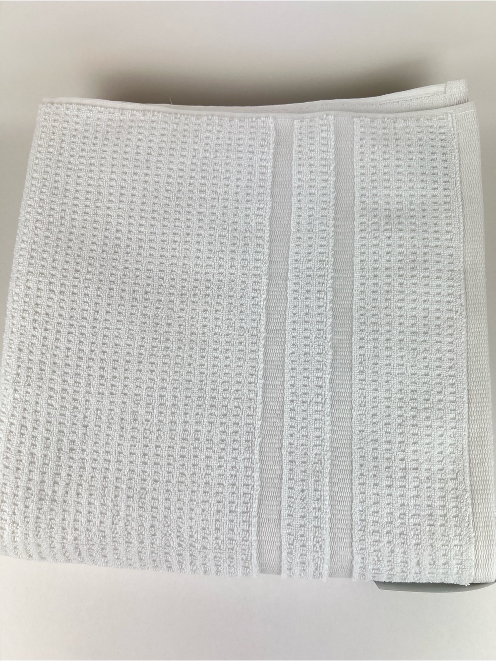 Hotel Balfour Bath Towels White Waffle Made in Turkey Soft Cotton 2 Pc Set NEW - Picture 4 of 8
